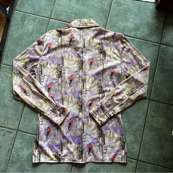 VTG 70s Retro Repeat Ski Slopes Scene Light Purple Dagger Collar Shirt - Picture 6 of 9